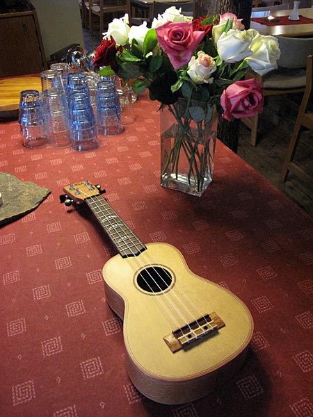 Djúpavík. Music I: Svavar Knutur and Kristjana Stefánsdóttir. -  (13 and 14 June 2010)
