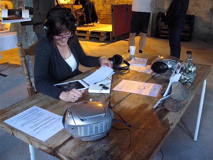 Djúpavík. 3rd chess tournament in Djúpavík. - Bjarnheiur - listening to my installation "<a href='/exhibition5/index-en.php' target='_blank'  class='linksnormal'>Pictures - and their sounds</a>". (17 till 19 June 2010)