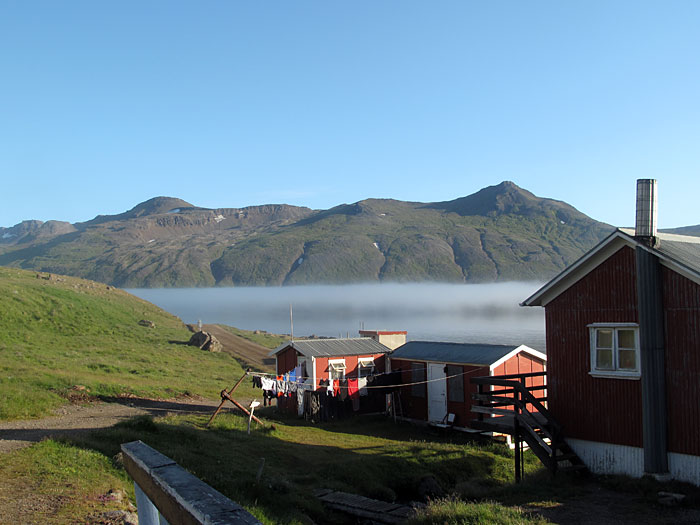 Djúpavík. Morgenstimmung. -  (19.07.2010)