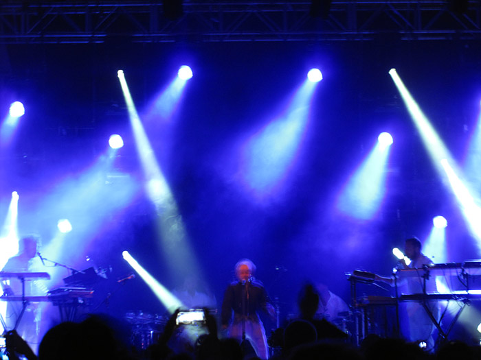 Reykjavík. Iceland Airwaves '10, part III. - <a href='http://www.robyn.com/' target='_blank' class='linksnormal'>Robyn</a> from Sweden (on <a href='http://www.facebook.com/robyn' target='_blank' class='linksnormal'>Facebook</a>). (16 October 2010)