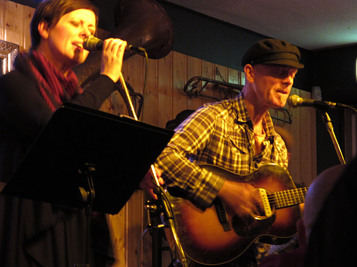 Reykjavík. Concert Ellen Kristjáns at Rósenberg. - And Ellen with her brother KK. (7 December 2010)