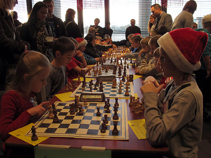 Reykjavík. Chess tournament for kids in the town hall. -  (18 December 2010)