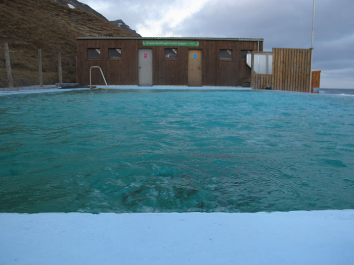 Djúpavík. Finally back in Djúpavík but driving very next to the north! - Swimming pool Krossnes. (31 December 2010)