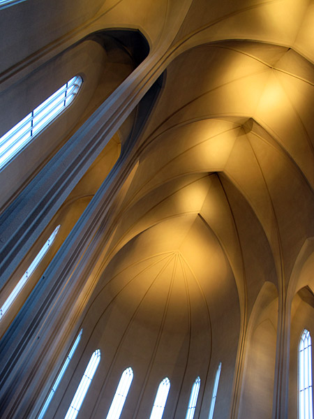 Reykjavík. Ankommen. - Die Kirche 'Hallgrímskirkja'. (15.01.2011)