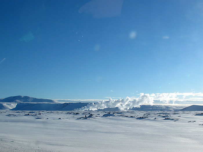 Álftavatn. In winter in the summer cottage I. - Road no. "1" in direction Selfoss. (18 February 2011)