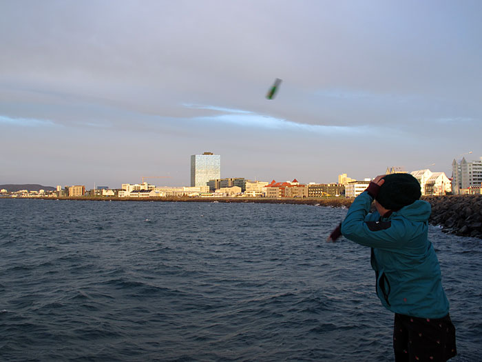 Reykjavík. Wo ist die Flasche jetzt? - Bleeeeeeess... (08.05.2011)