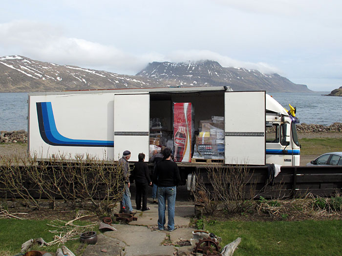 Djúpavík. First supply. - The first supply from Reykjavík with food and a big cooler. (1 and 2 June 2011)