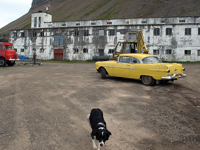 Djúpavík. Well, the yellow car did not start. - 8/11. (4 July 2011)