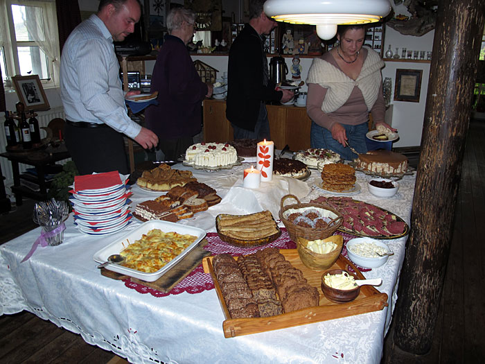 Djúpavík. 6th (and last) Kaffihlaðborð. - The last cake buffet this year! (28 August 2011)