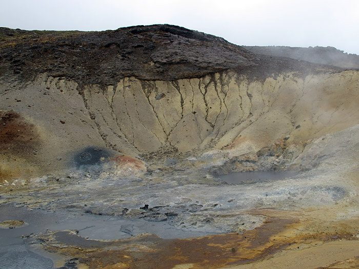 Kleifarvatn. Regen! Regen! Regen! - <a href='http://de.wikipedia.org/wiki/Krsuv%C3%ADk' target='_blank' class='linksnormal'>Krýsuvík</a>. (25.09.2011)