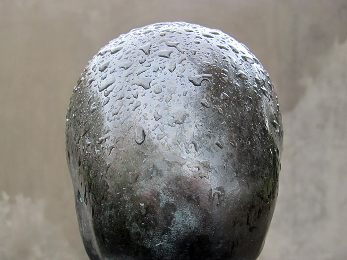 Reykjavík. Suffering? - The sculpture garden of the museum with artwork by <a href='http://www.skulptur.is/index.e.html' target='_blank' class='linksnormal'>Einar Jónsson</a>. I. (25 September 2011)