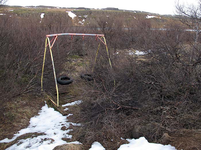 Munaðarnes. Sommerhaus für ein Wochenende. - ... oder im Wald. Spielplatz! (03. und 04.03.2012)