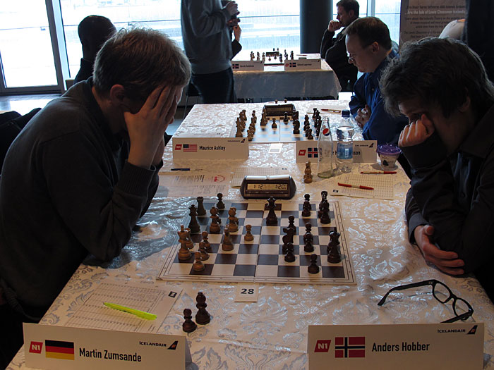 Reykjavík. Schachturnier Reykjavík Open 2012. - X. <a href='http://www.chessgames.com/player/martin_zumsande.html' target='_blank' class='linksnormal'>Martin Zumsande</a> - <a href='http://www.chessgames.com/player/anders_hobber.html' target='_blank' class='linksnormal'>Anders Hobber</a>. (10.03.2012)