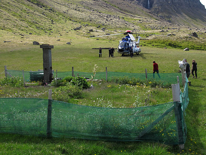 Djúpavík. On the search for the polar bear ... - Searching in our area, too - <a href='http://www.icelandreview.com/icelandreview/daily_news/Polar_Bear_Spotted_in_North_Iceland_0_391479.news.aspx' target='_blank' class='linksnormal'>A polar bear was spotted</a>. (5 July 2012)