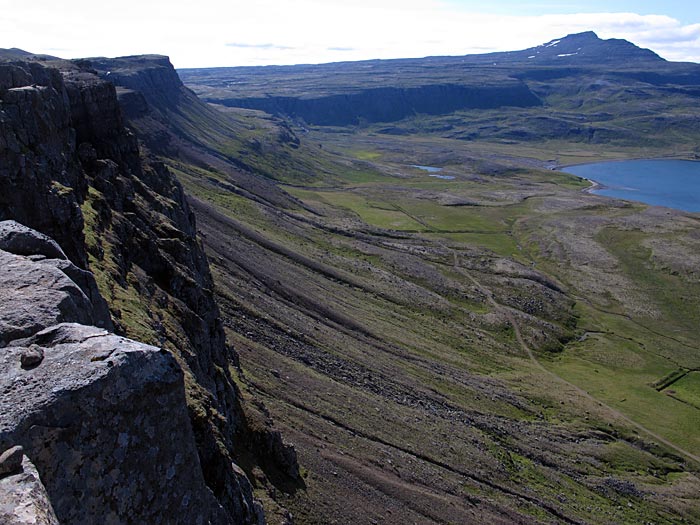 Djúpavík. Hiking, but only a short hike: up to the waterfall. - ... (6 August 2012)