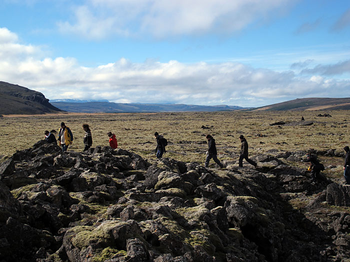 Reykjavík. Haustferð - Herbstfahrt. III. - Nahe der Höhle Víðgelmir (Infos <a href='http://www.fljotstunga.is/efni/lava_cave' target='_blank' class='linksnormal'>hier</a> und <a href='http://en.wikipedia.org/wiki/V%C3%ADgelmir' target='_blank' class='linksnormal'>hier</a>). (08.09.2012)