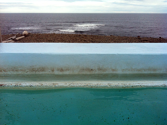 Djúpavík. Ein Wochenende in Djúpavík. I. - Und das Schwimmbad Krossnes! (22.09.2012)