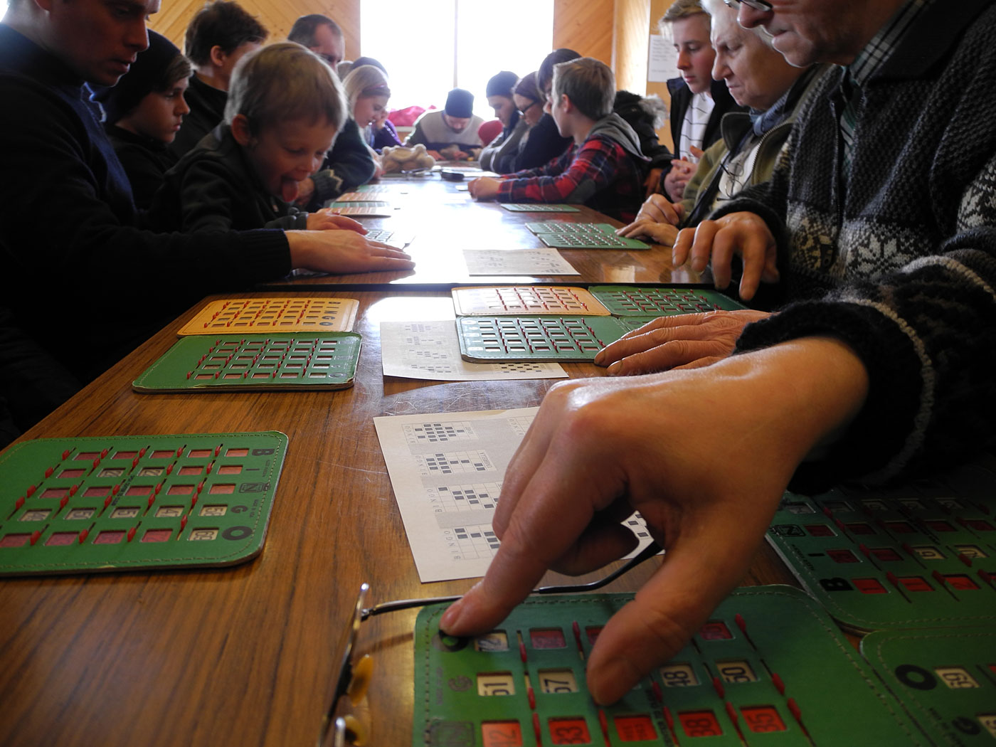 Djúpavík. Around Easter in Djúpavík. Saturday. II. - Let's got ... BINGO! (30 March 2013)