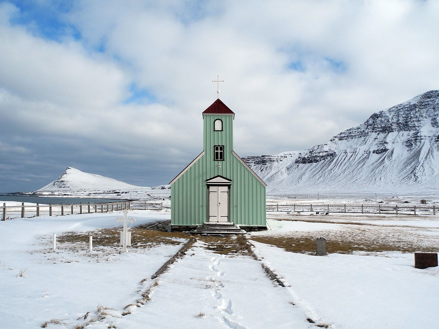 Djúpavík. Around Easter in Djúpavík. Saturday. III. - The old chruch of Árnes. II. (30 March 2013)