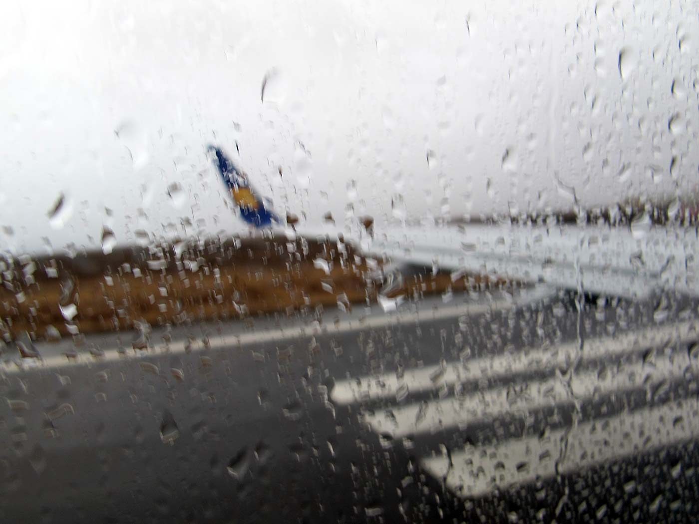 Reykjavík/Keflavík. Auf dem Weg ... - ... (27.04.2013)