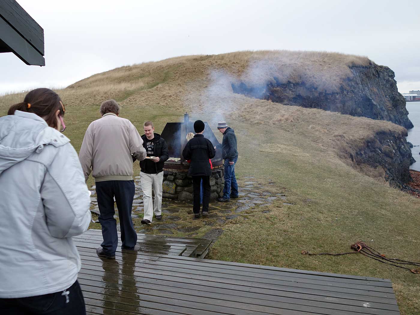 Viðey. Frühjahrsfahrt (mit Regen) nach Viðey. - Auf Viðey. XII. (10.05.2013)