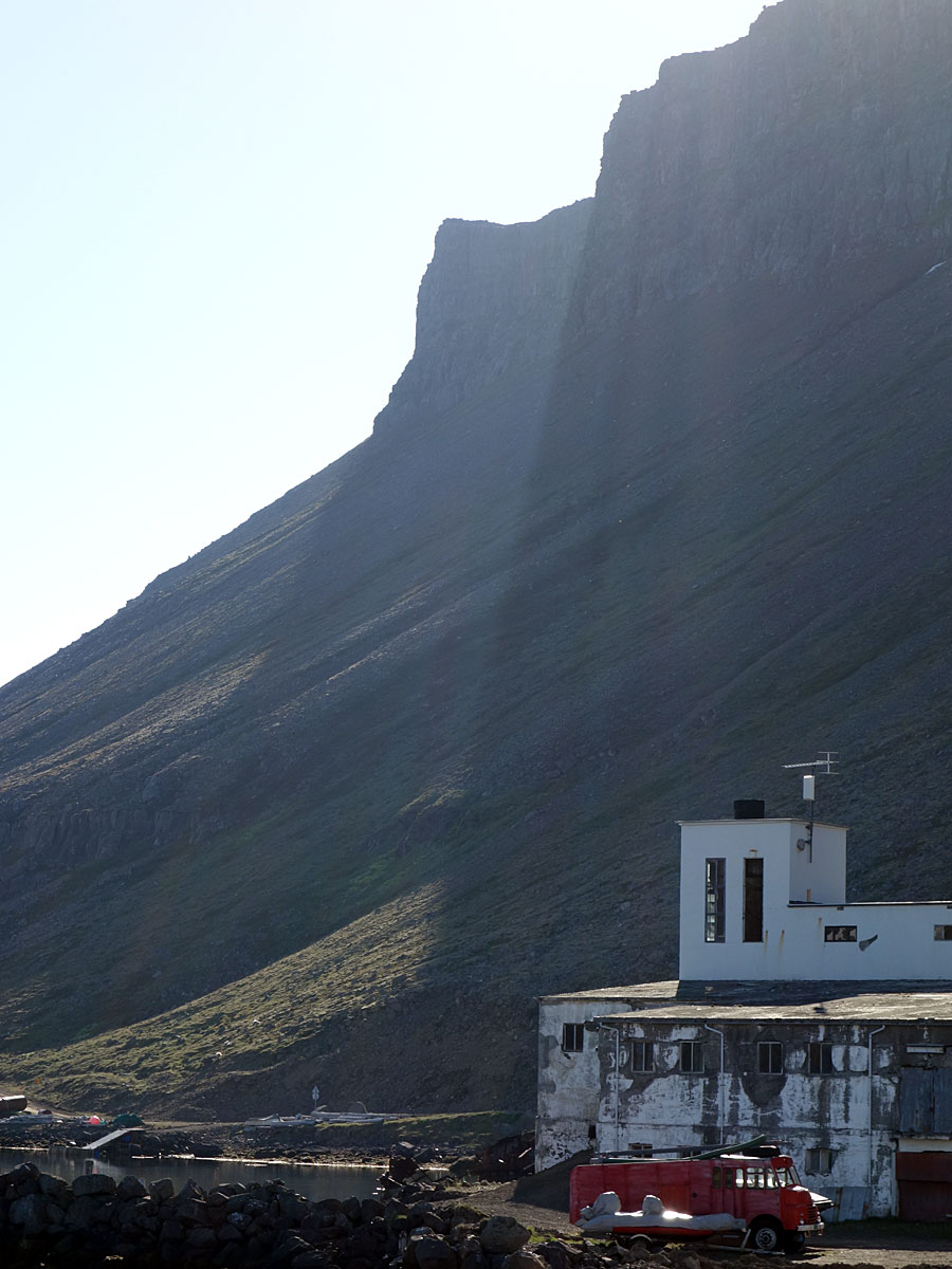 Djúpavík. Verschiedenes LVII. - 8:00 Uhr. (10. bis 16.06.2013)