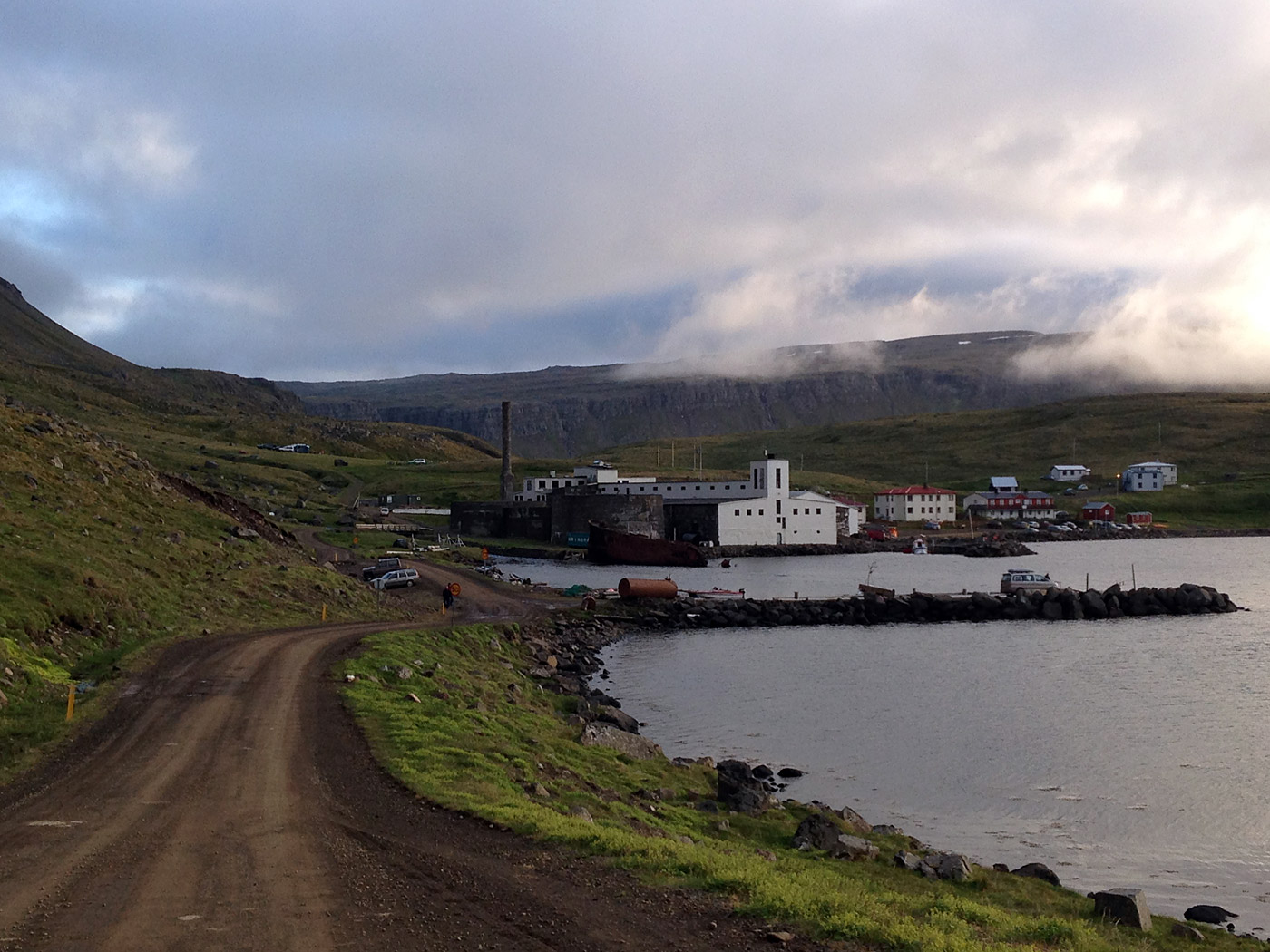 Rund um Island. Tag VII. Siglufjörður - Djúpavík. - Djúpavík! (08.07.2013)