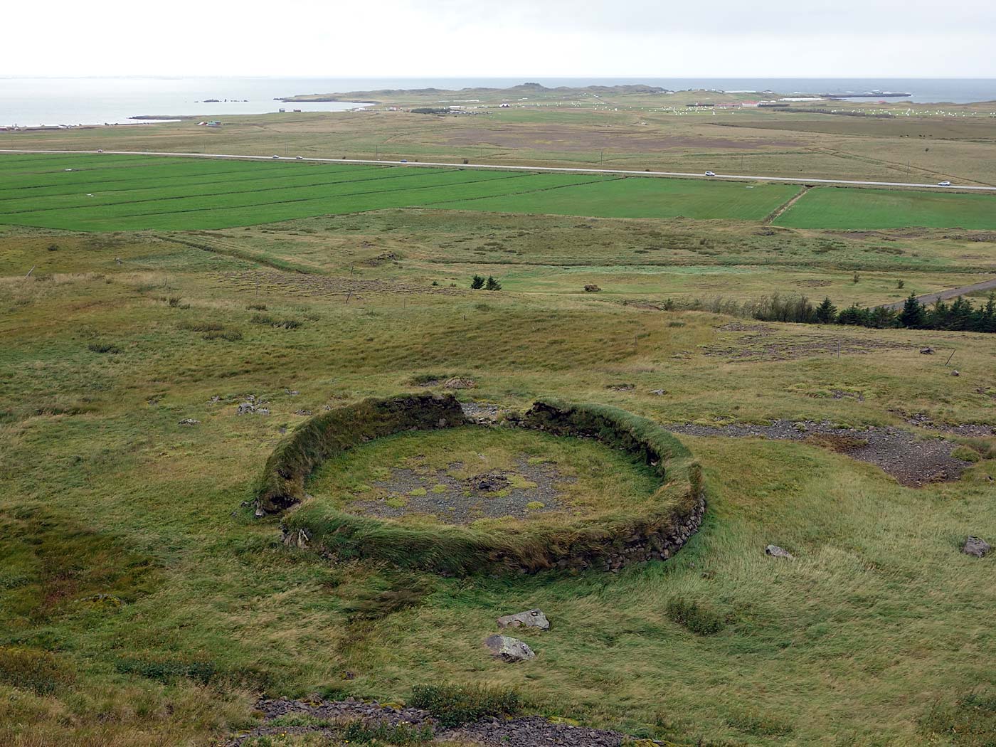 Reykjavík - Djúpavík. Today arriving in Djúpavík and ... - Between Kjalarnes and Hvalfjörður tunnel. Takk fyrir, Tryggvi :-). (14 September 2013)