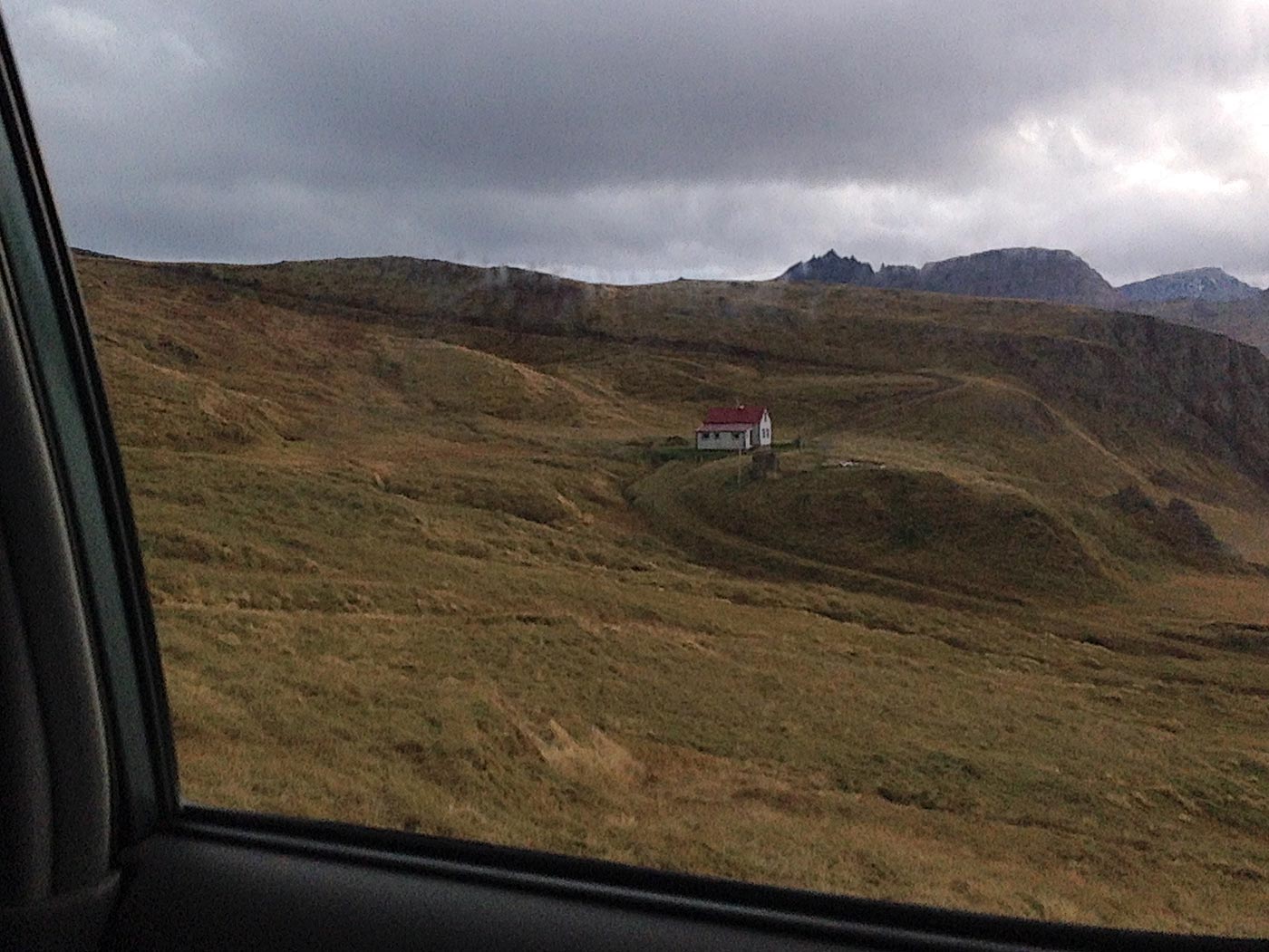 Djúpavík. Und Trékyllisvík. I. - Auf dem Weg nach Trékyllisvík. II. Naustvík. (11.10.2013)