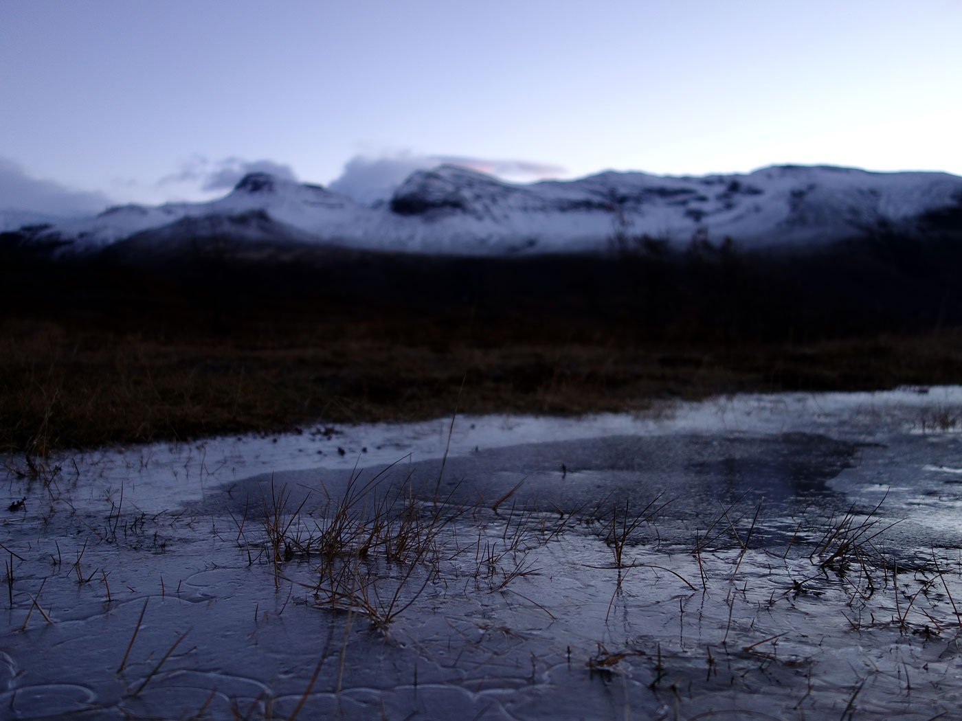 Southeast. Skaftafell, Svínafellsjökull. - . (16 November 2013)