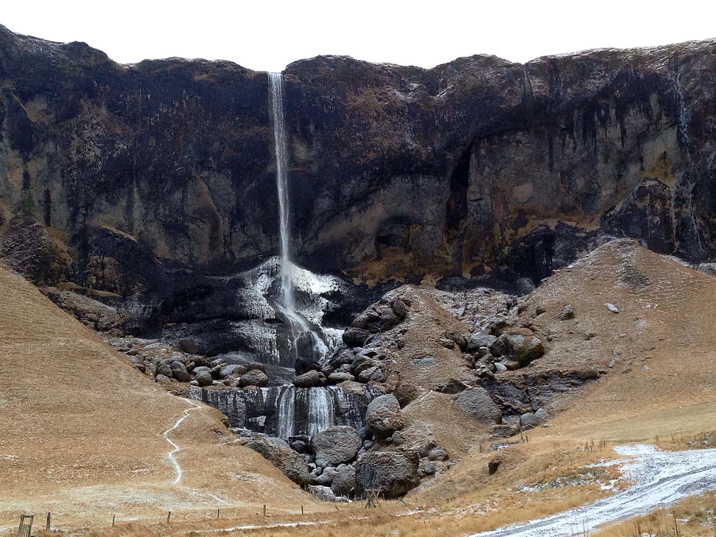 Skaftafell to Kirkjubæjarklaustur. - IX. <a href='http://www.world-of-waterfalls.com/iceland-foss-a-sidu.html' target='_blank' class='linksnormal'>Foss á Siðu</a>. (17 November 2013)