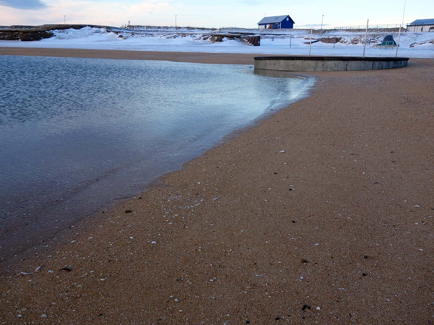 Reykjavík. Reykjavík, Perlan and Nauthólsvík beach. - . (29 December 2013)