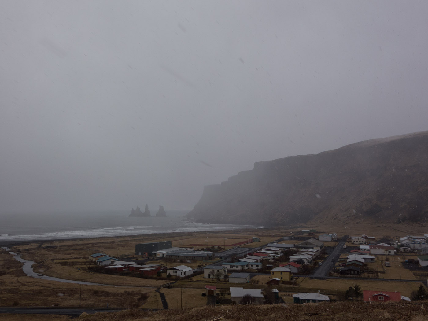 South coast. Driving back to Reykjavík! - Vík. I. (2 March 2014)