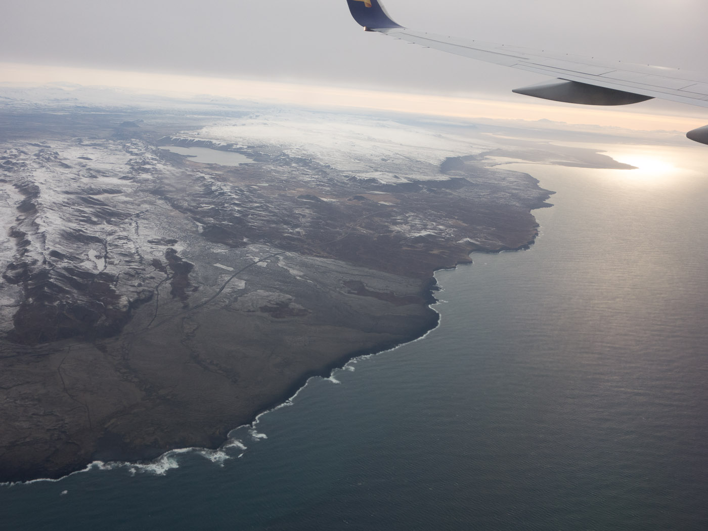 Reykjavík. Miscellaneous LXXVI. - Oh, on the way to ... Well, the southcoast from above! (1 till 30 April 2014)