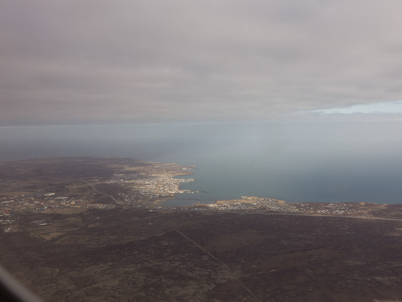 Iceland. Departure and arrival. - Keflavík town .... (1 and 4 May 2014)