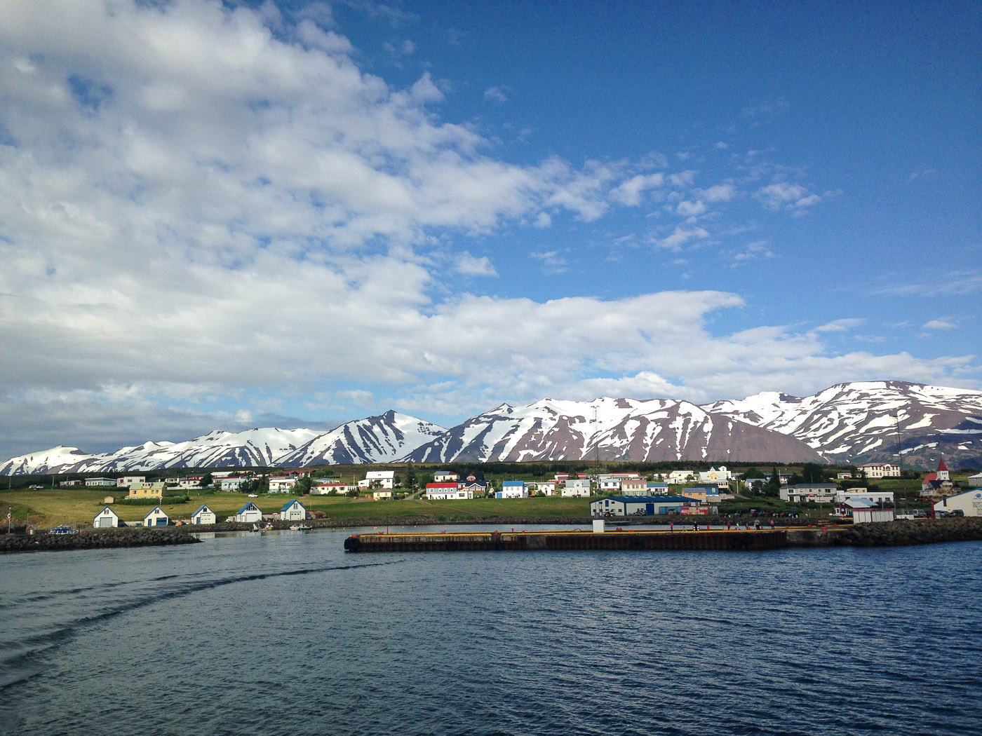 Northern Iceland - Hrísey island. On vacation. - <a href='http://www.hrisey.net/en/' target='_blank' class='linksnormal'>Hrísey</a>. Bless bless! (22 July 2014)