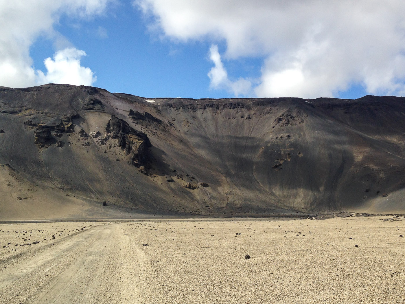 Northern Iceland - On the way to Askja. On vacation. - White ash and lava from Askja. I. (24 July 2014)