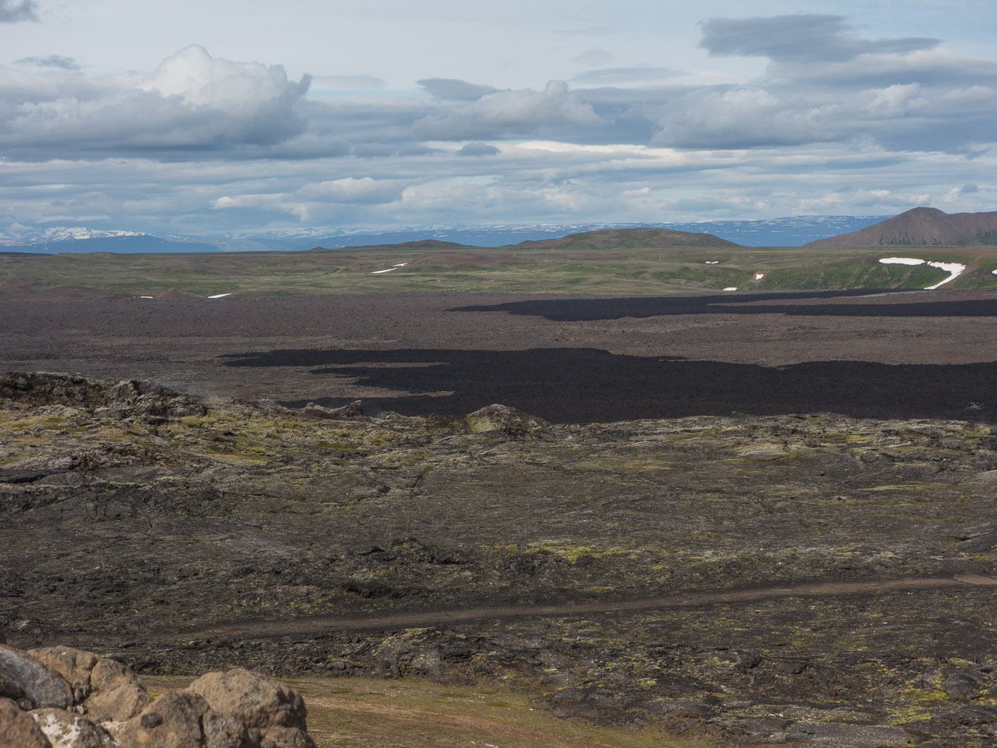 Northern Iceland - Back to Svarfaðardalur. On vacation. - The Lavafield of Leirhnjúkur. V. Old and new lava. (25 July 2014)