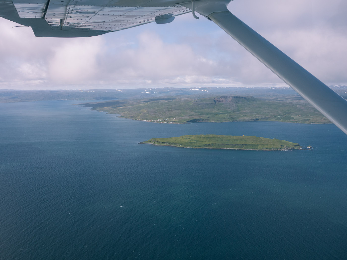 Reykjavík to Djúpavík. A flight ... - Drangsnes and Grímsey. (30 July 2014)