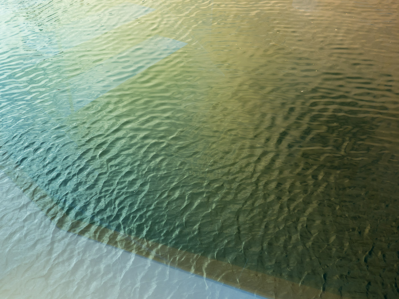 Reykjavík. Water, seen from HARPA. - II. (9 September 2014)