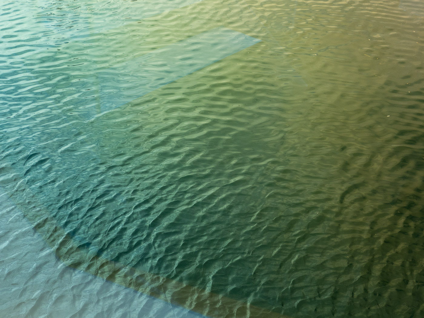 Reykjavík. Water, seen from HARPA. - III. (9 September 2014)