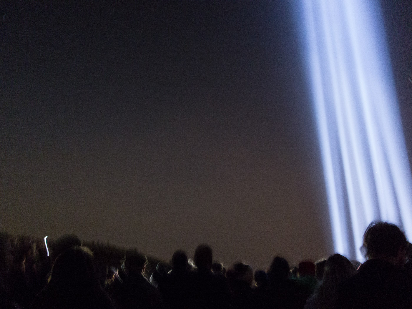 Reykjavík/Viðey. Imagine Peace Tower (Yoko Ono). - Imagine Peace Tower (<a href='http://imaginepeacetower.com' target='_blank' class='linksnormal'>here</a> and <a href='https://en.wikipedia.org/wiki/Imagine_Peace_Tower' target='_blank' class='linksnormal'>here</a>). Imagine Peace Tower - ON! (9 October 2014)