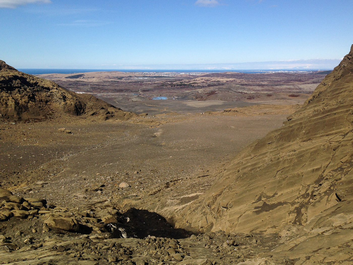 Reykjavík. Miscellaneous LXXXVII. - Helgafell (close to Hafnarfjörður. (2 till 22 May 2015)