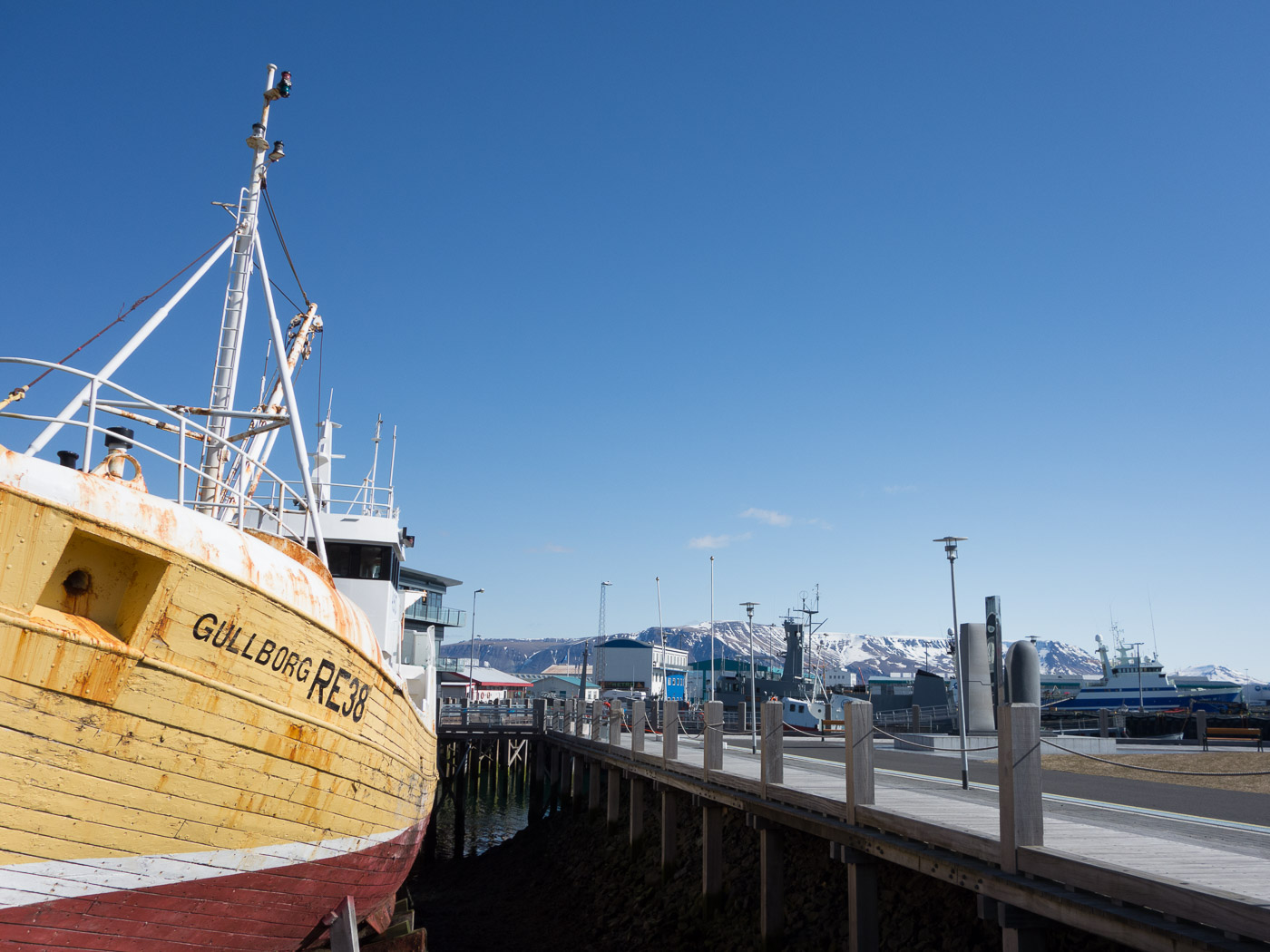 Reykjavík. Miscellaneous LXXXVII. - Reykjavík harbour. (2 till 22 May 2015)