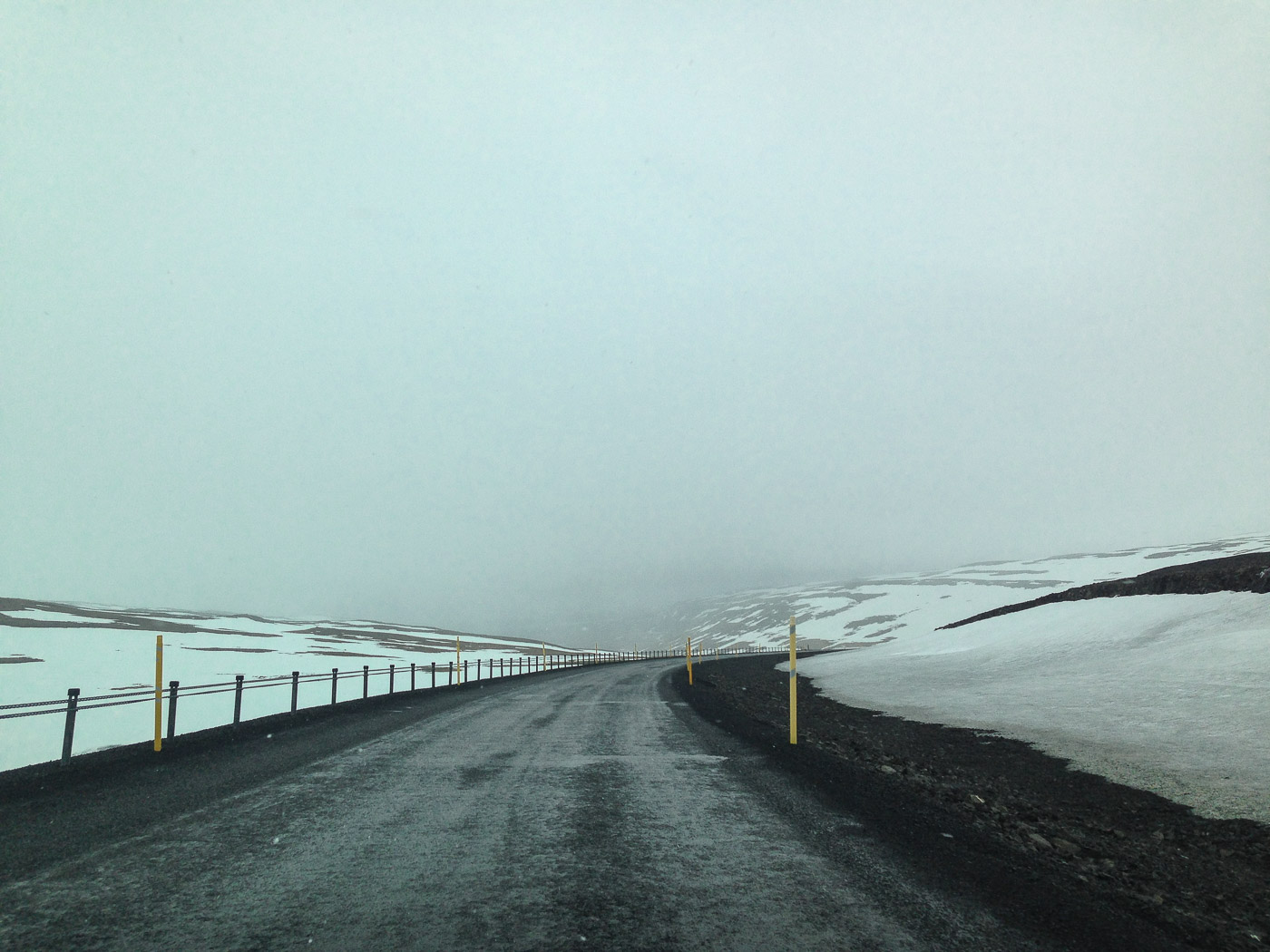 Djúpavík. Djúpavík in May. - On the way to Djúpavík - Hannah and John of Reykjavík Grapevine arrvied the same day - read her articel <a href='http://grapevine.is/travel/2015/05/28/winter-is-coming-a-road-trip-to-djupavik/' target='_blank' class='linksnormal'>WINTER IS COMING: A Road Trip To Djúpavík</a>. I. (27 til 31 May 2015)