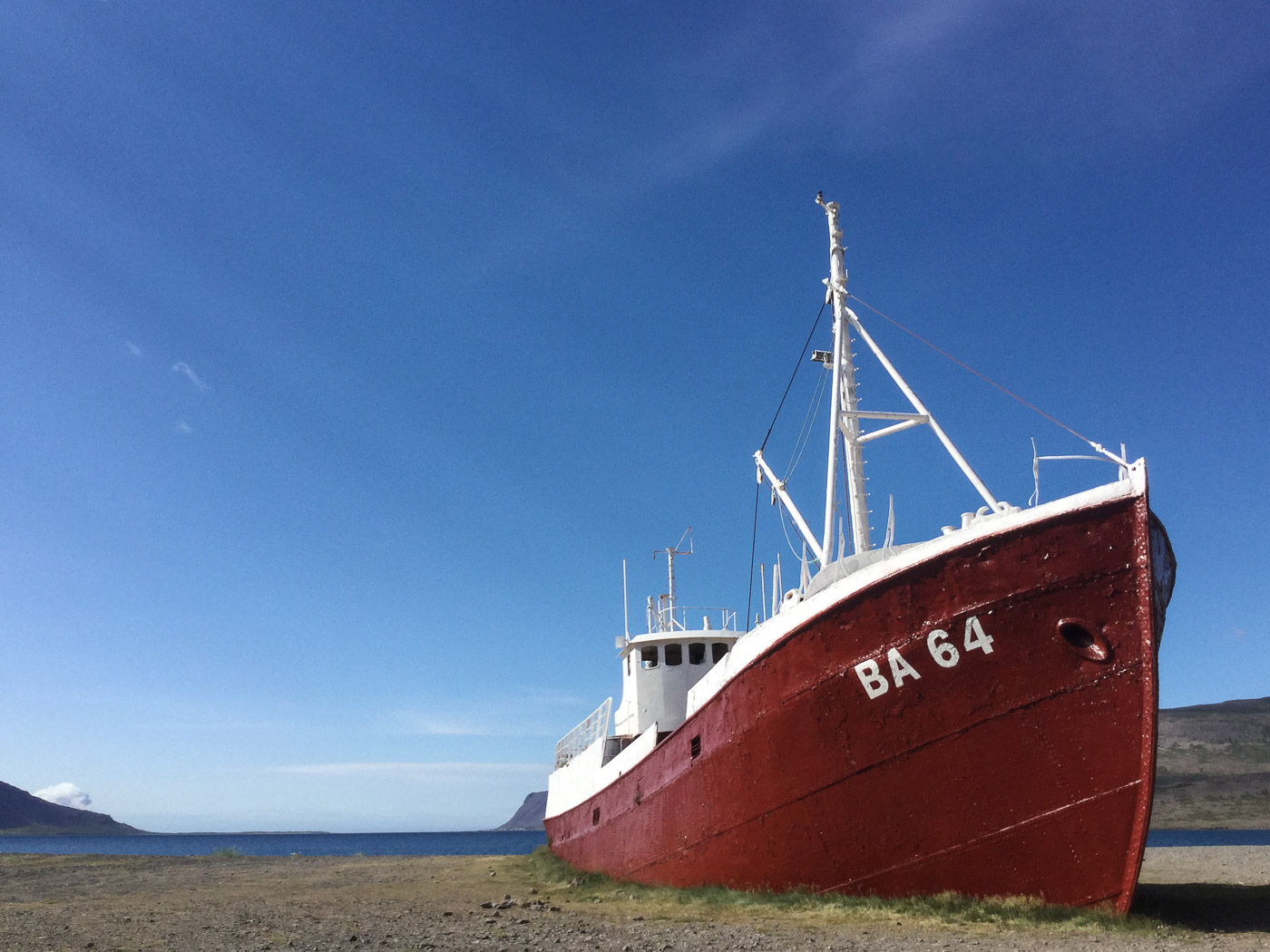 Westfjords in seven days. - ... on the way to Látravík. (7 til 13 July 2015)