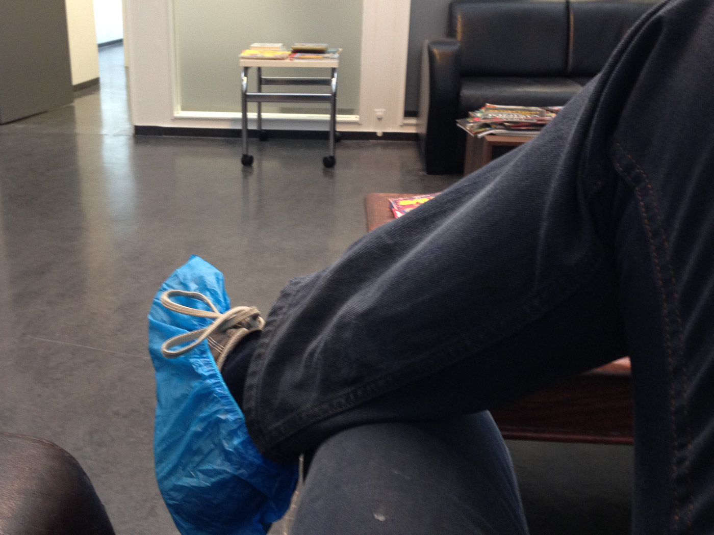 Reykjavík. Miscellaneous LXXXVIII. - VI. Nice when visiting the dentist (and other doctors) - please use these shoe covers (?) to prevent making the floor dirty - or please take off your shoes. (12 till 31 August 2015)