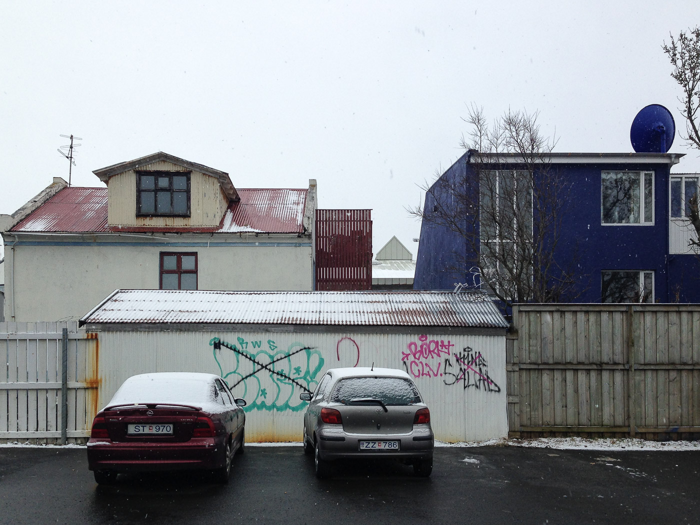 Reykjavík. Miscellaneous XCVI. - . (1 till 30 April 2016)
