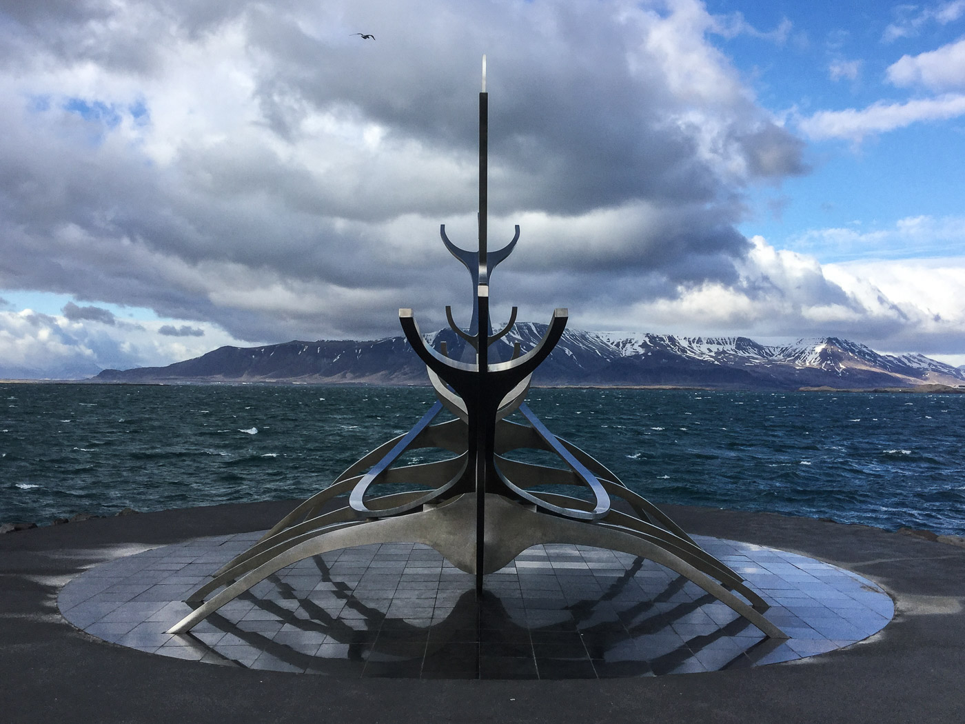 Reykjavík. Miscellaneous XCVII. - <a href='https://en.wikipedia.org/wiki/The_Sun_Voyager' target='_blank' class='linksnormal'>Sófar</a> sculpture. (1 till 31 May 2016)