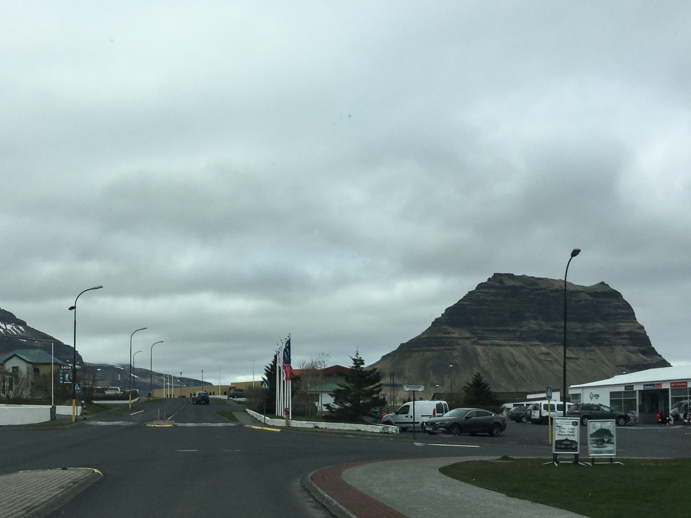 Reykjavík. Miscellaneous XCVII. - Grundarfjörður, and mountain Kirkjufell. (1 till 31 May 2016)